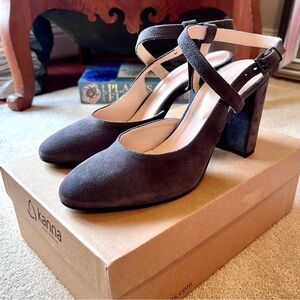 Sundance Catalog KANNA Viloria Charcoal Gray Suede Shoes Size 39 Italy NEW